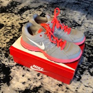 Brand new Nike! Worn once!